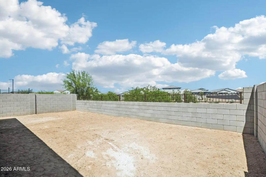 Real Estate Picture 26
