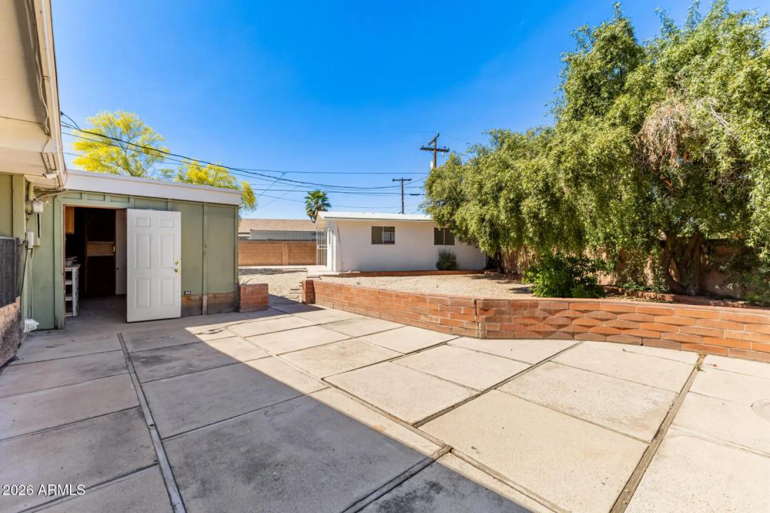 Real Estate Picture 25