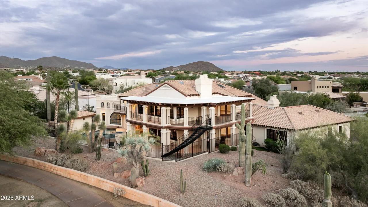 Real Estate Picture 2