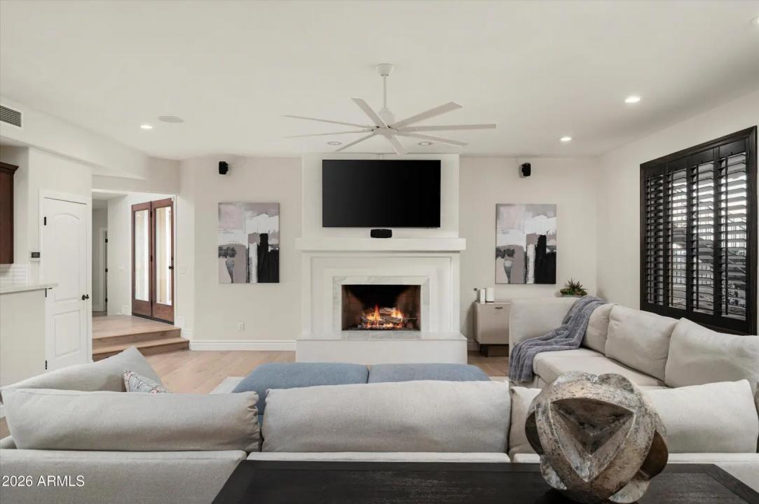 Real Estate Picture 20