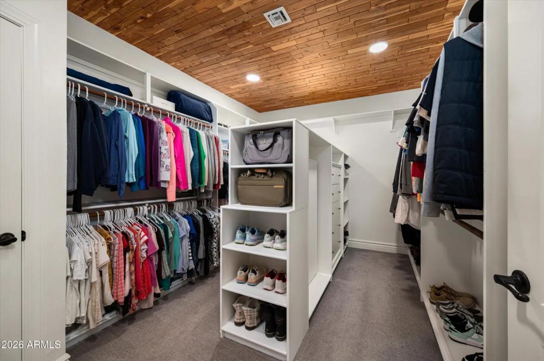 Real Estate Picture 29