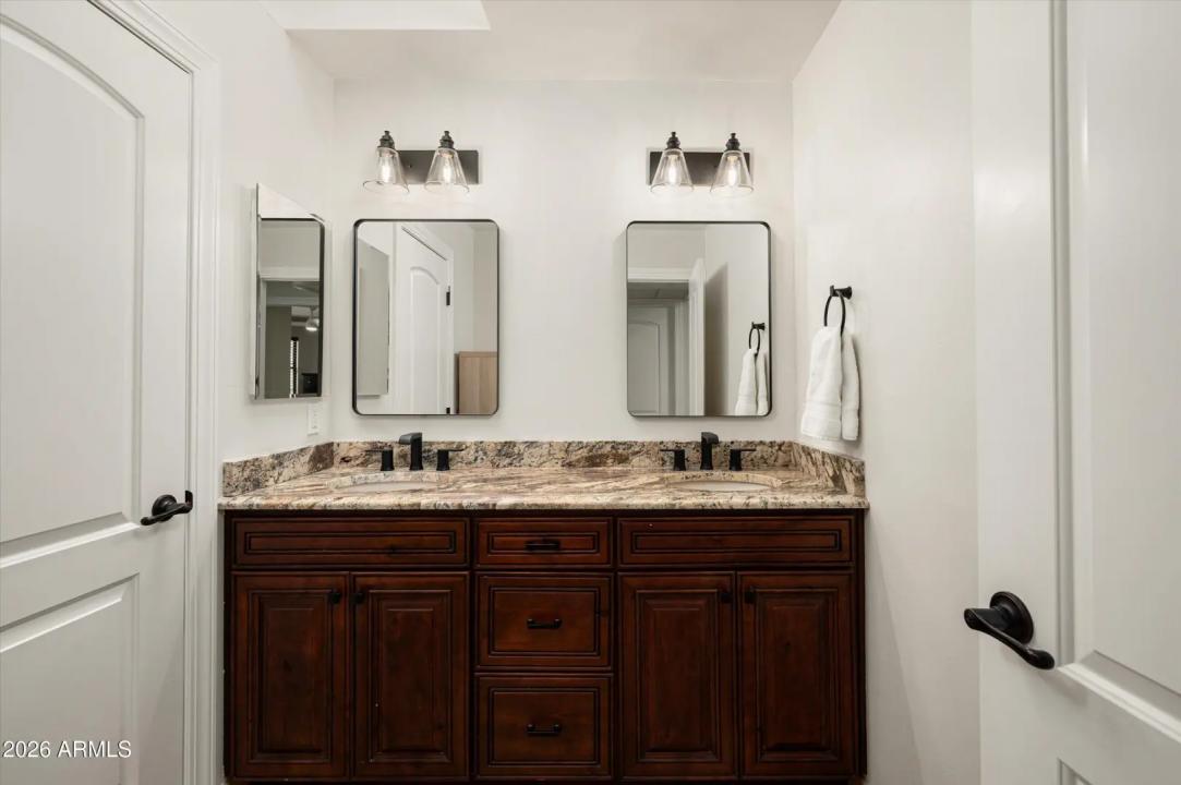 Real Estate Picture 45