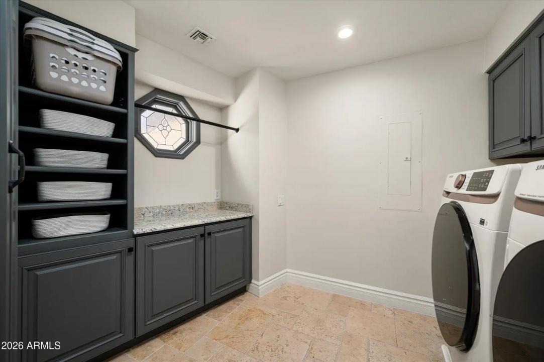 Real Estate Picture 55
