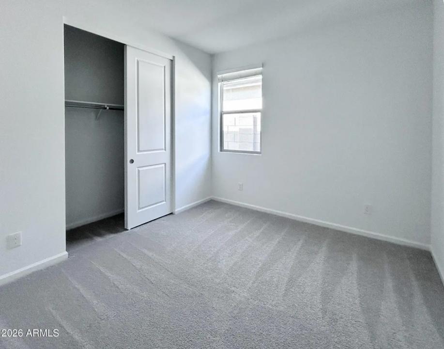 Real Estate Picture 12