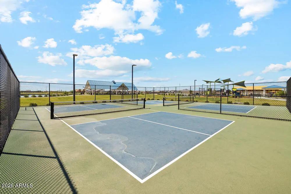 Real Estate Picture 35