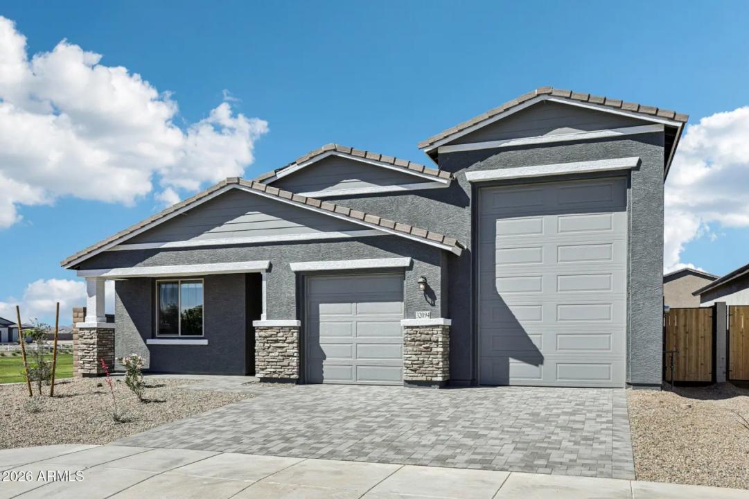 Real Estate Picture 3