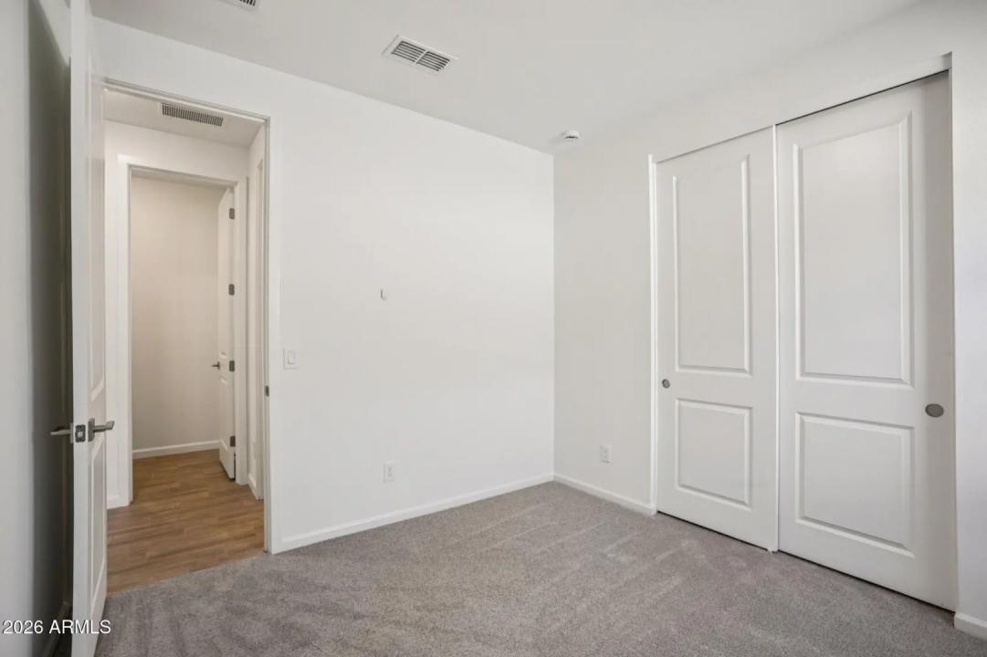 Real Estate Picture 23