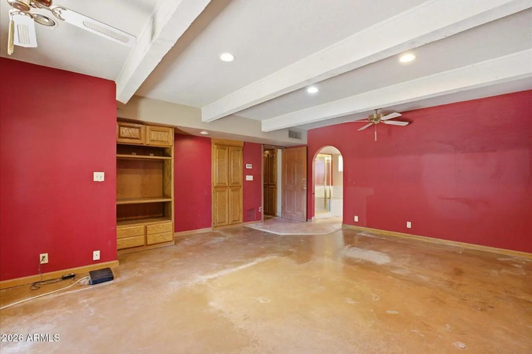 Real Estate Picture 11