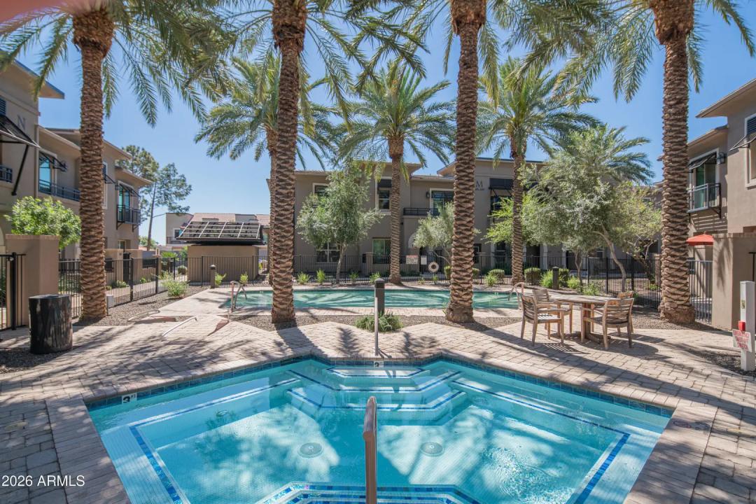 Real Estate Picture 30