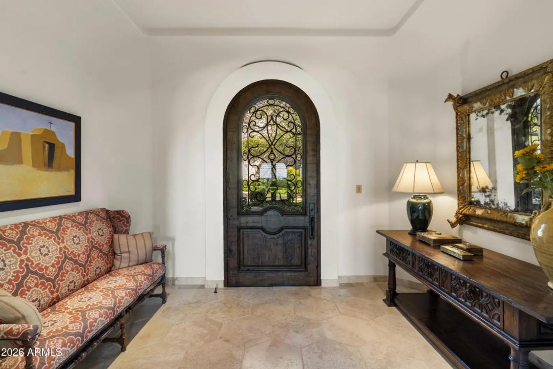 Real Estate Picture 7