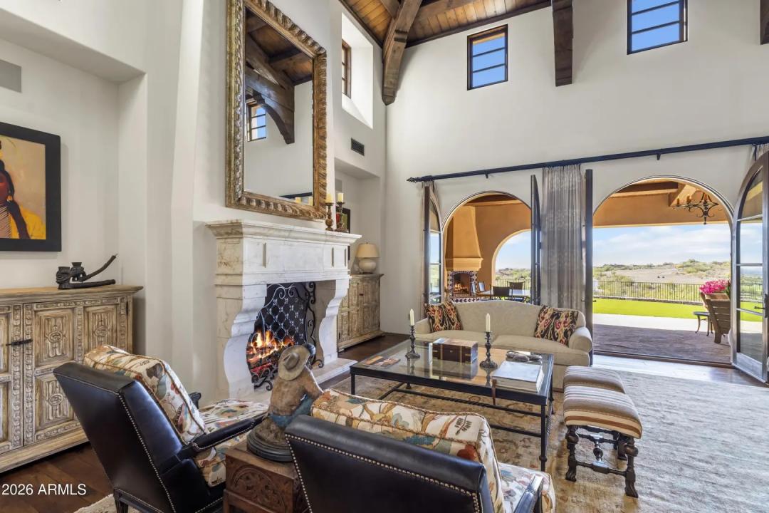 Real Estate Picture 16