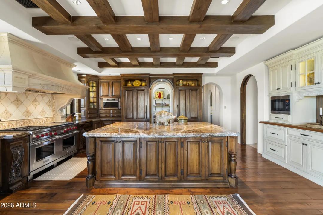 Real Estate Picture 21