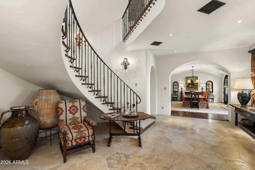 Real Estate Picture 29