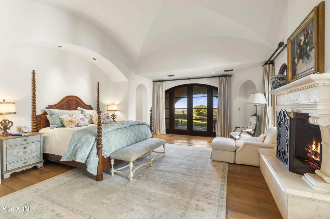 Real Estate Picture 37