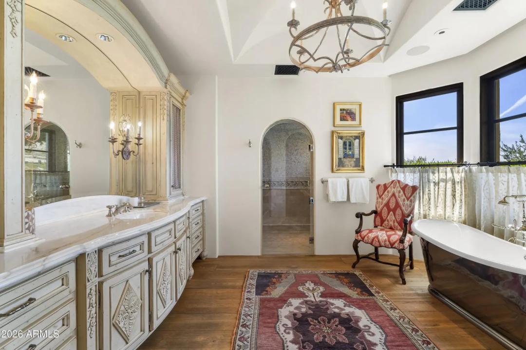 Real Estate Picture 46