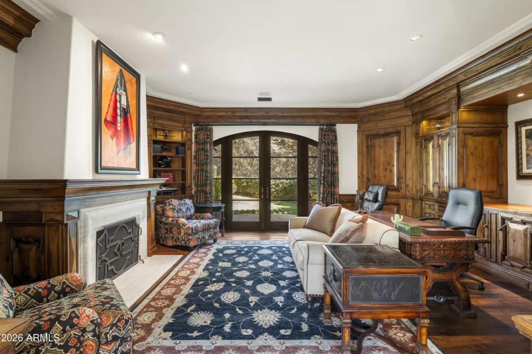 Real Estate Picture 50