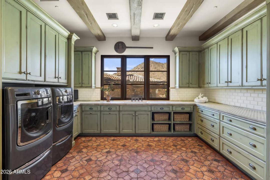 Real Estate Picture 71