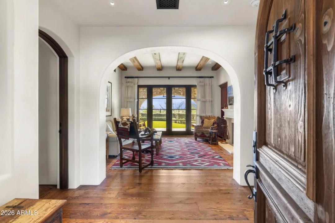 Real Estate Picture 90