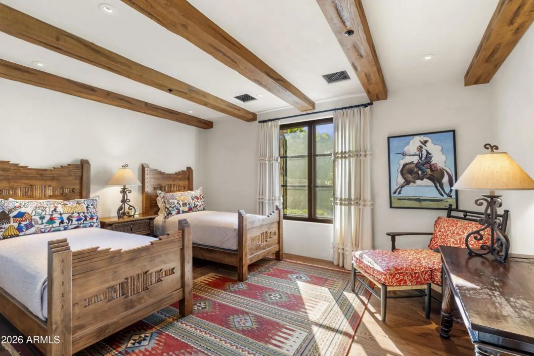 Real Estate Picture 97