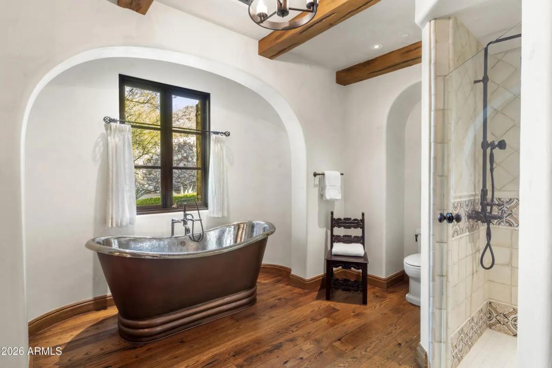 Real Estate Picture 96