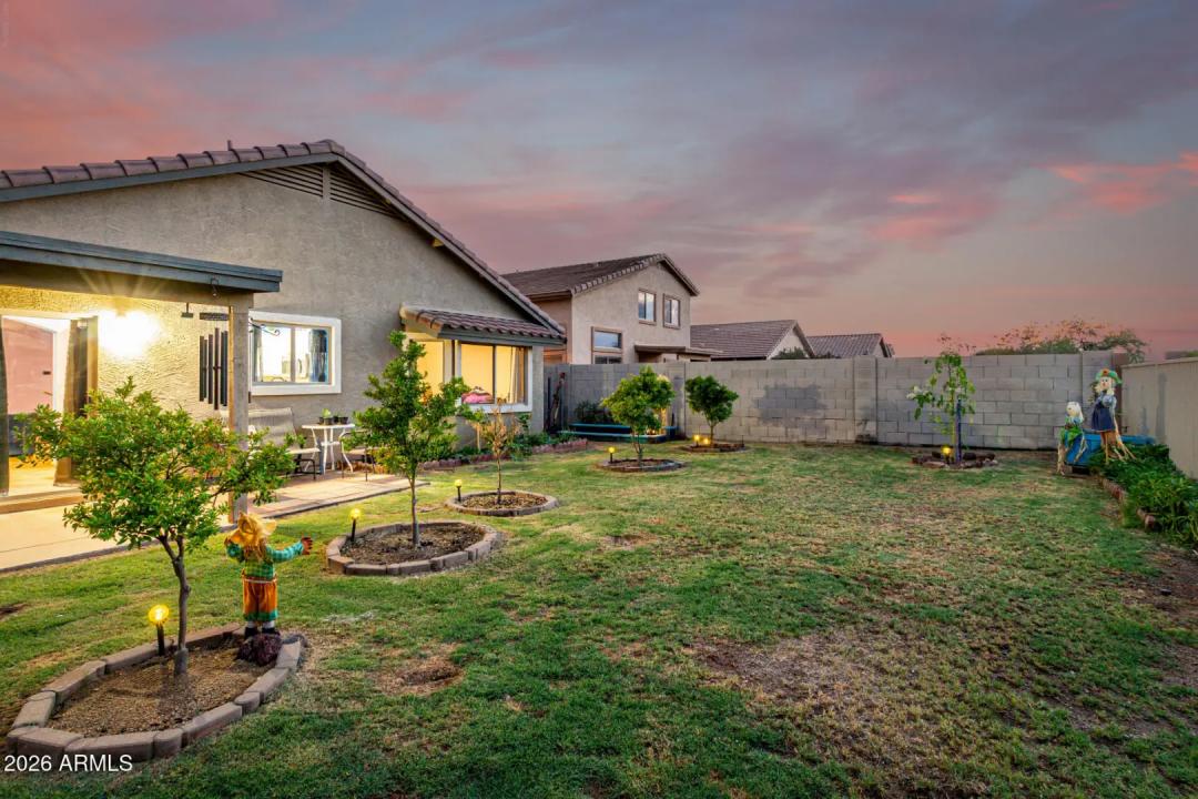 Real Estate Picture 28