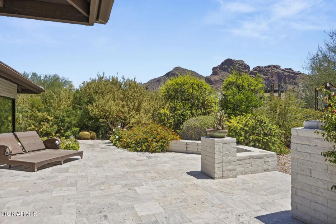 Real Estate Picture 10
