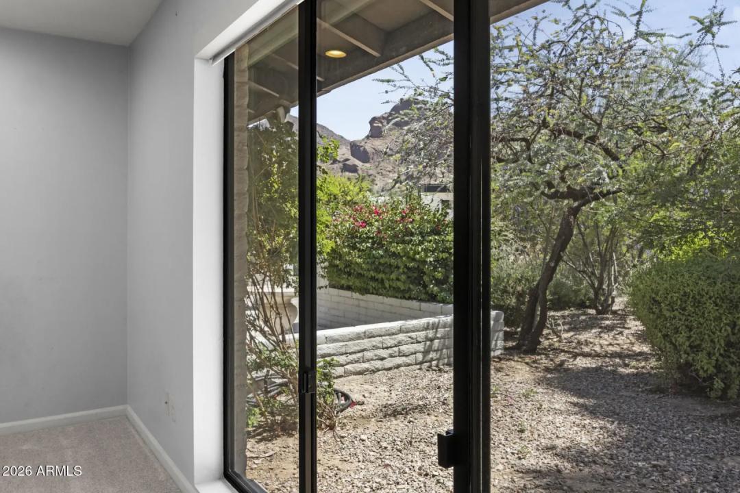 Real Estate Picture 11