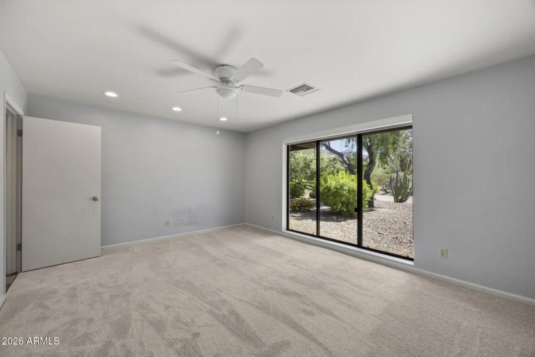 Real Estate Picture 33