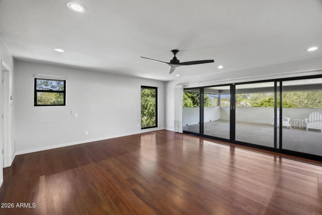 Real Estate Picture 35