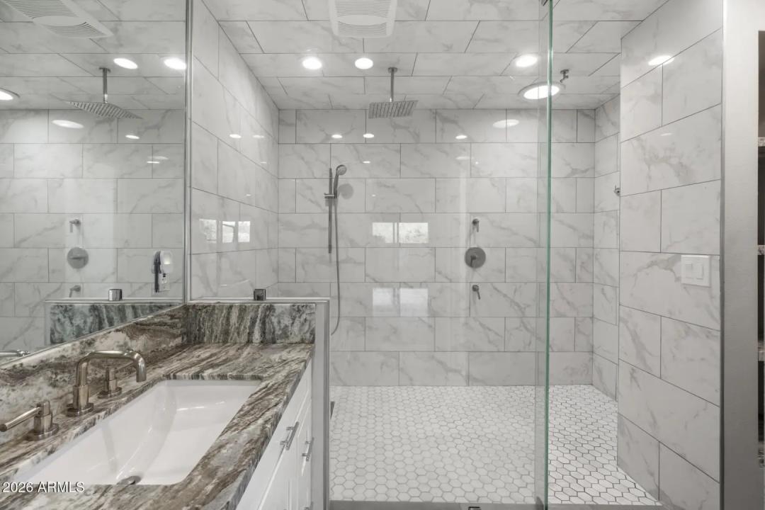 Real Estate Picture 40