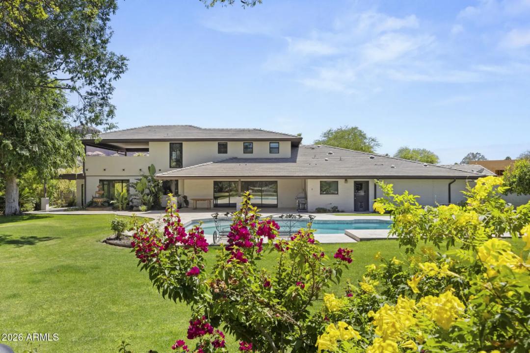 Real Estate Picture 15