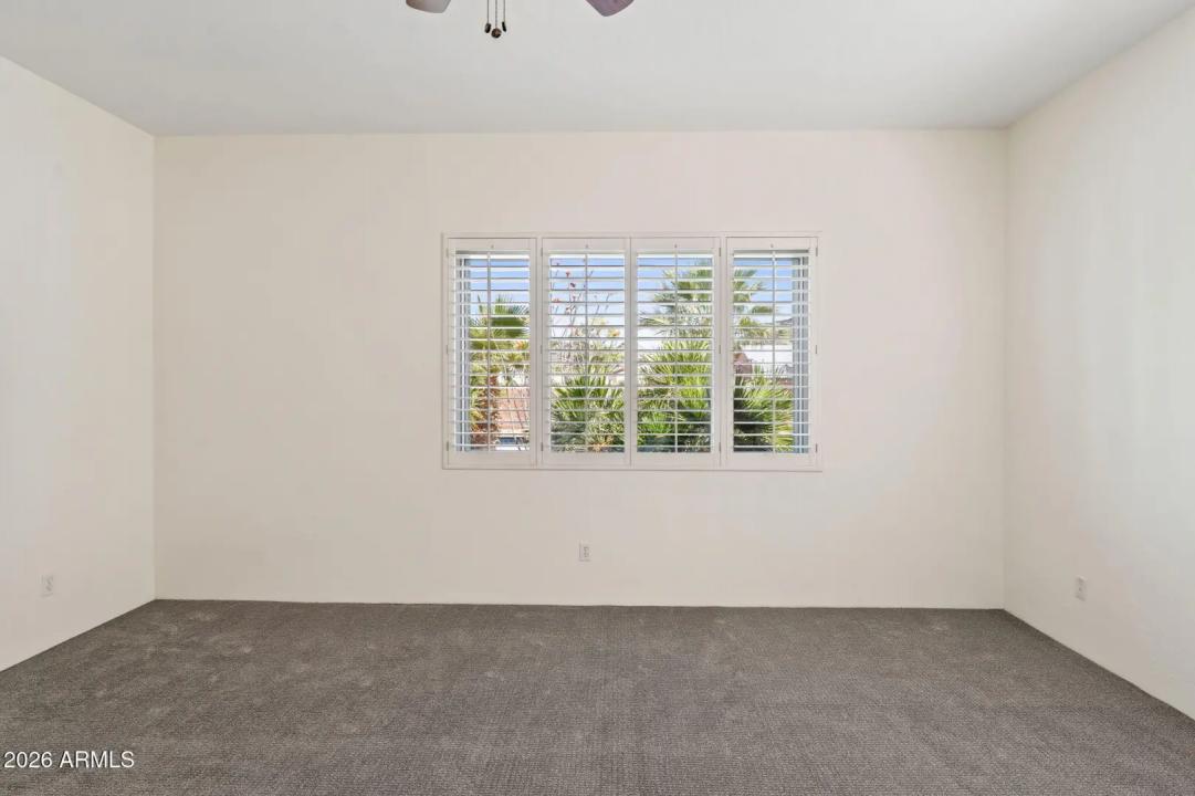 Real Estate Picture 16