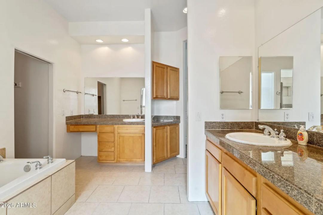 Real Estate Picture 20