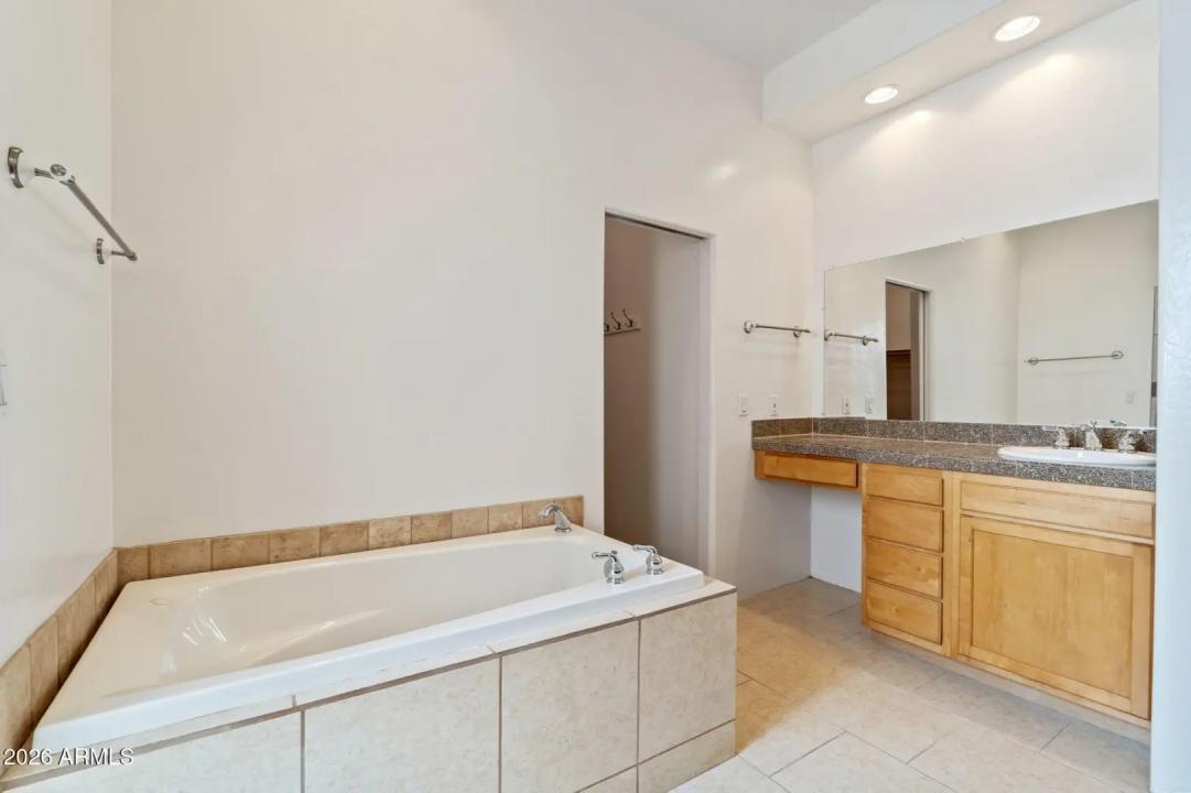 Real Estate Picture 21