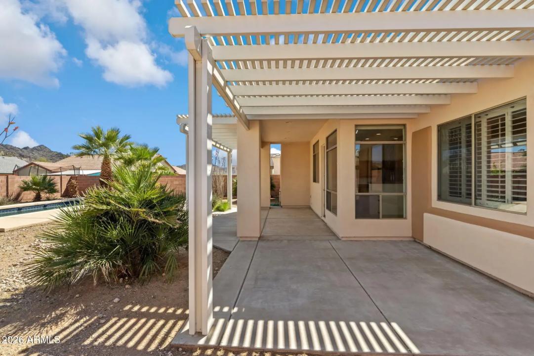 Real Estate Picture 32