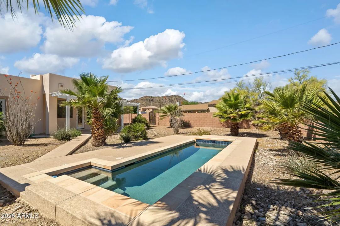 Real Estate Picture 36