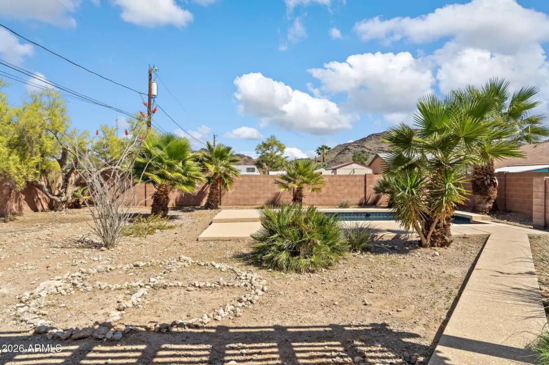 Real Estate Picture 40