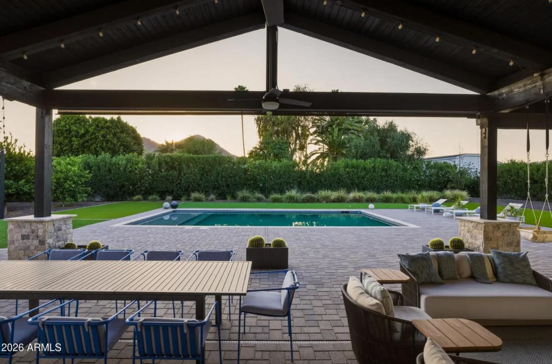 Real Estate Picture 37