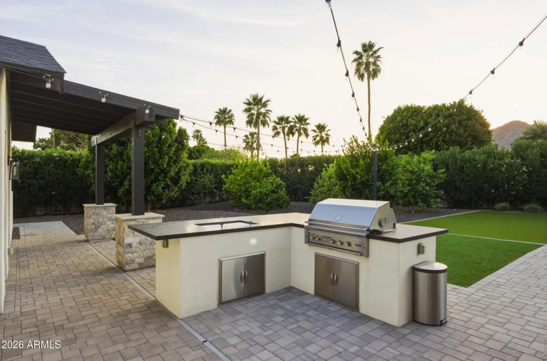 Real Estate Picture 38