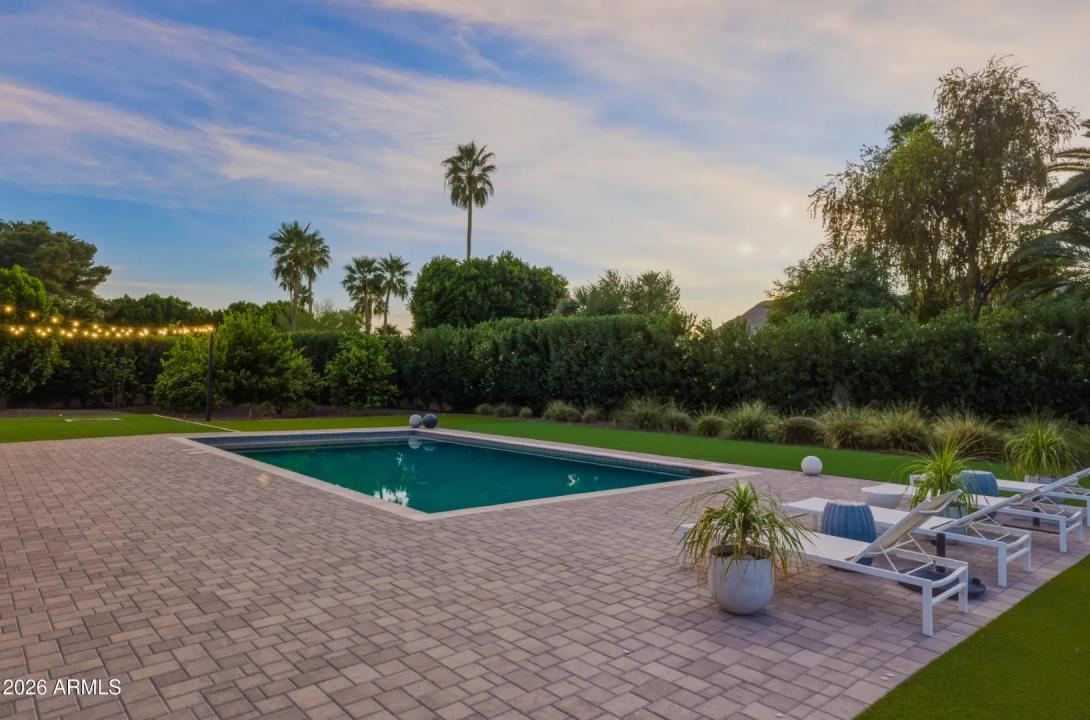 Real Estate Picture 54