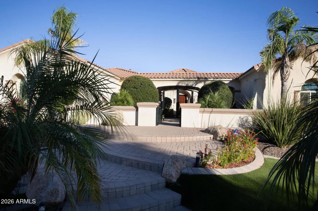 Real Estate Picture 2