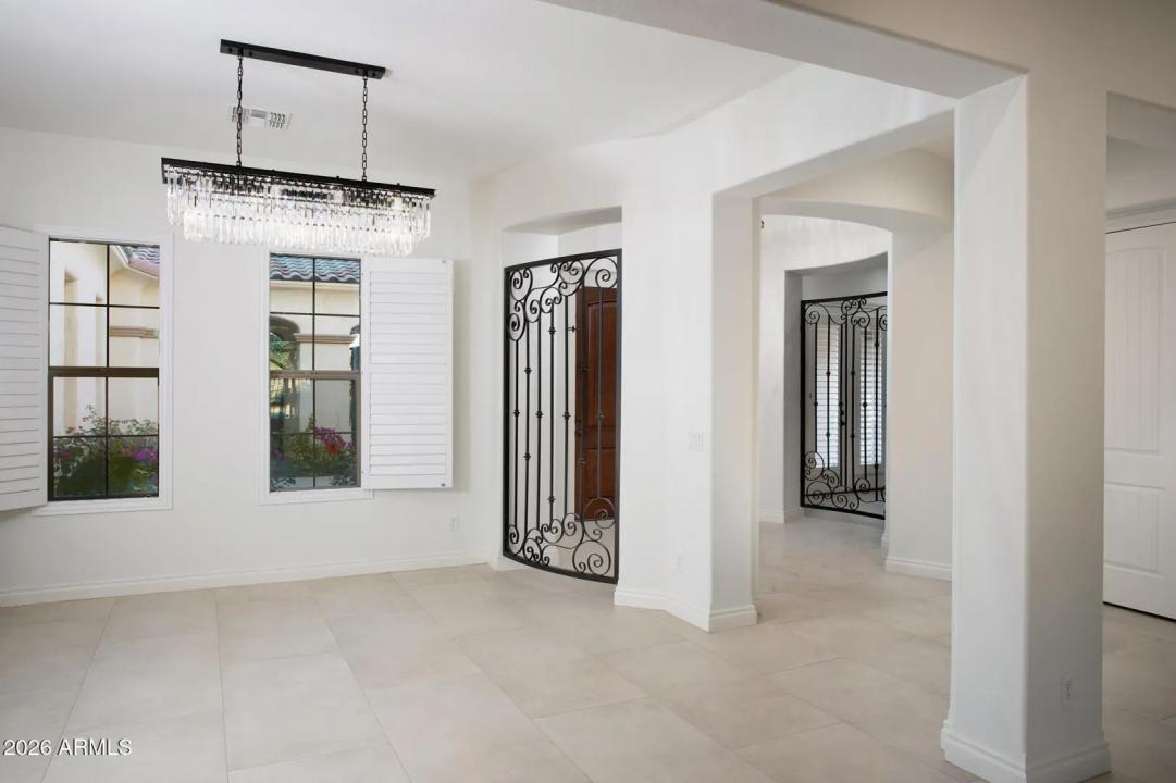 Real Estate Picture 10