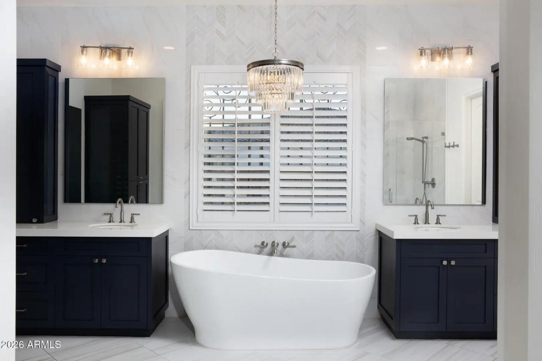 Real Estate Picture 20