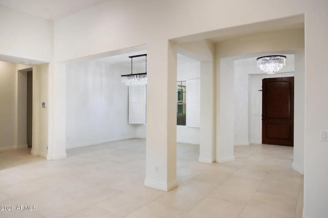 Real Estate Picture 25