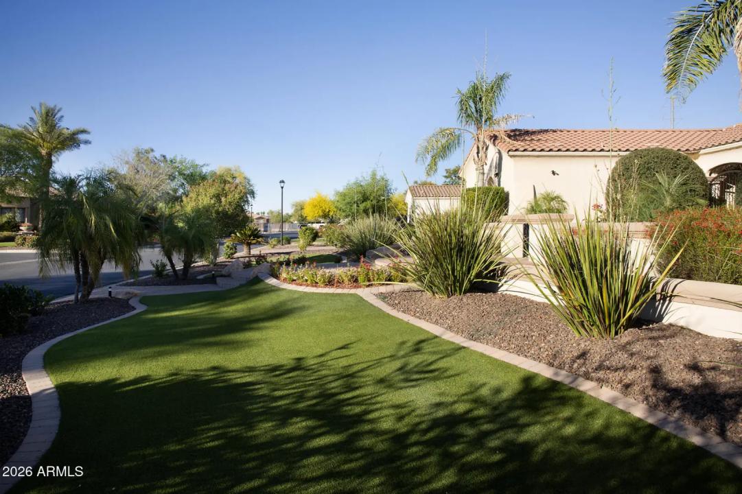 Real Estate Picture 40