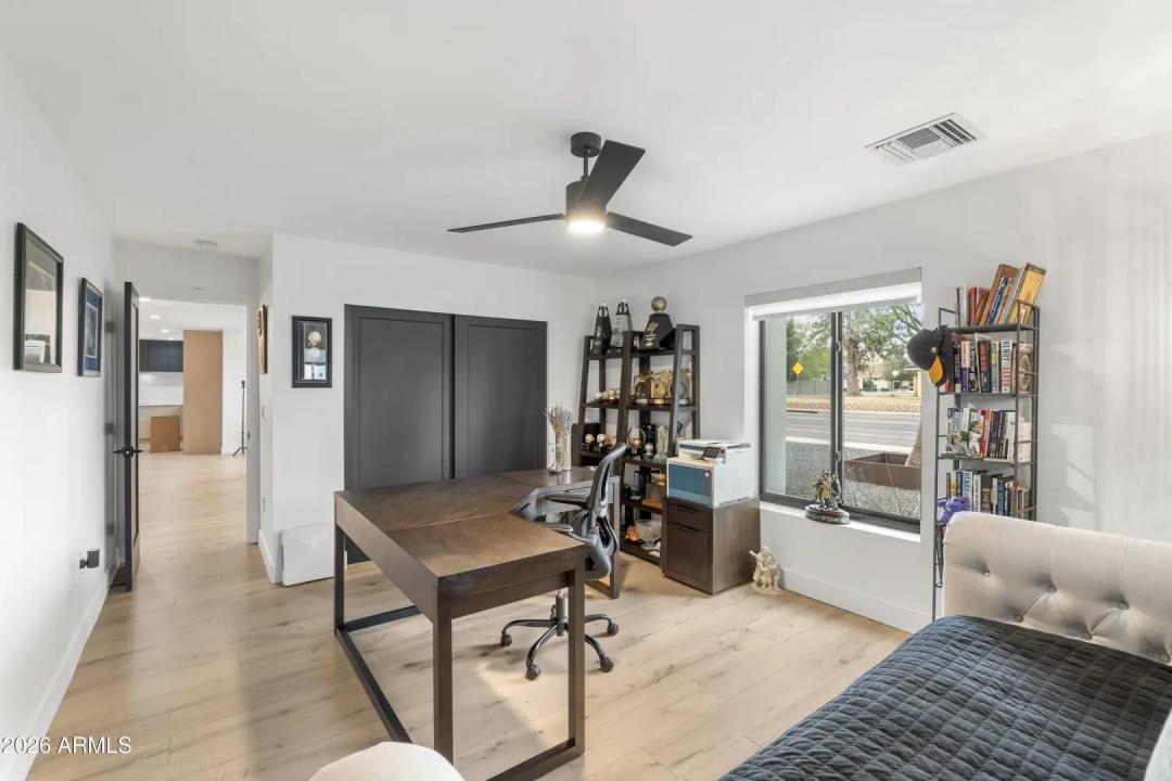 Real Estate Picture 35