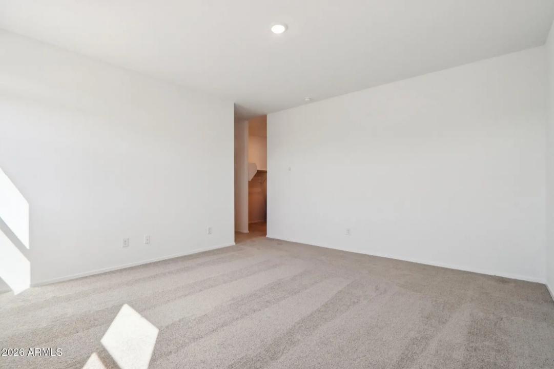 Real Estate Picture 20