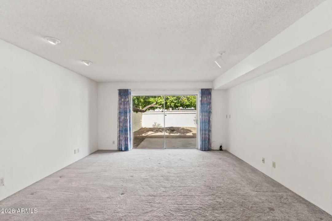 Real Estate Picture 36