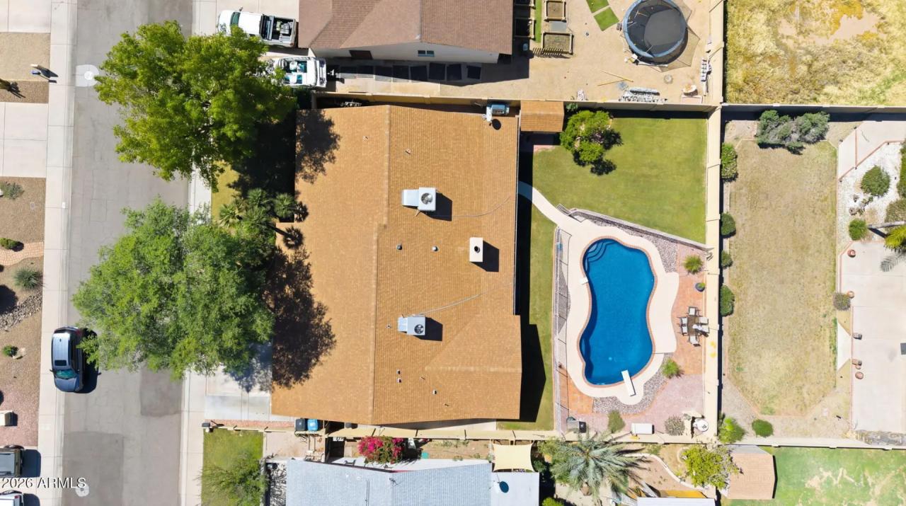 Real Estate Picture 7