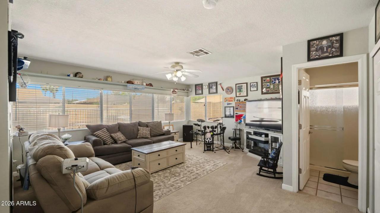 Real Estate Picture 35